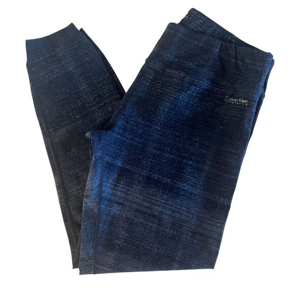 Calvin Klein Performance Cropped Leggings Quick Dry Stirrup Athleisure L Navy‎ - Picture 1 of 15